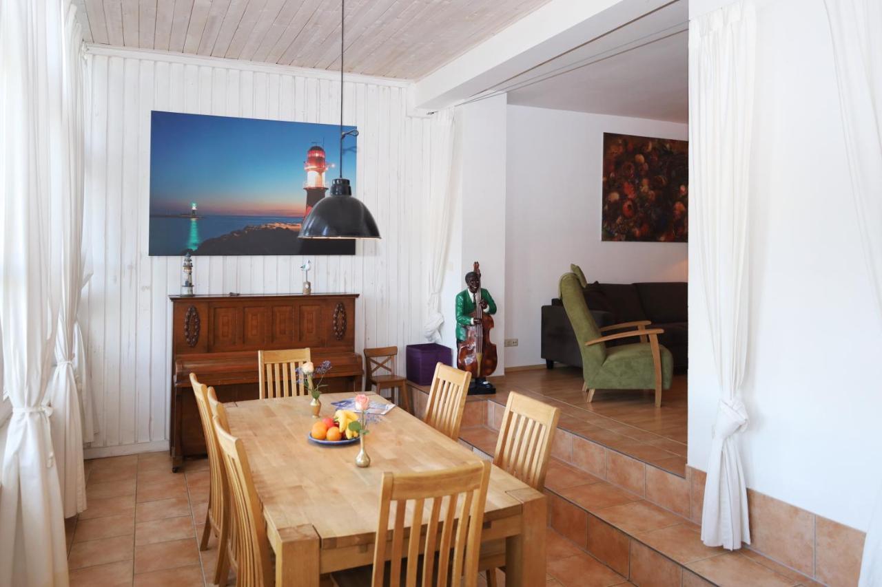 Ferienwohnungen -Am Strom 41- In Warnemuende รอสต็อค ภายนอก รูปภาพ
